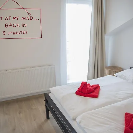 Hotel apartamentowy Gregory House
