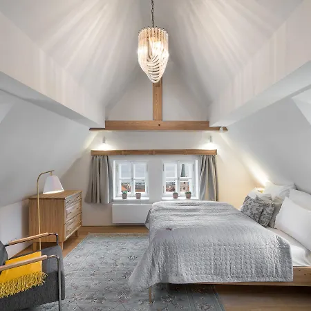 Blue Oak 4*