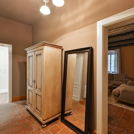Apartment Historical Between Castle And Charles Bridge