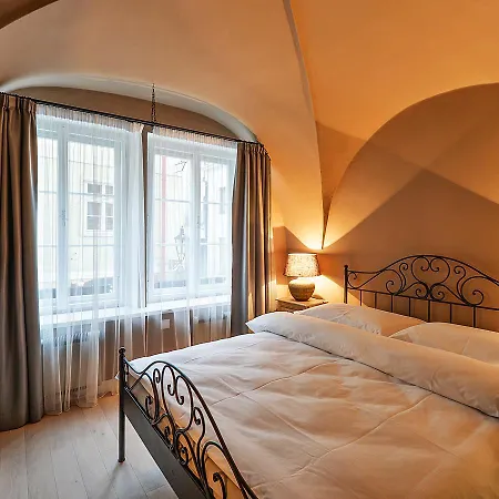 Apartment Historical Between Castle And Charles Bridge *