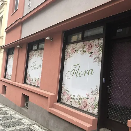 Flora *