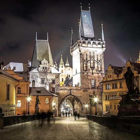 Historical Between Castle And Charles Bridge Apartment