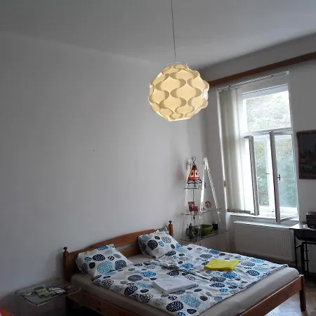 Bed & Breakfast Joystayone Prague