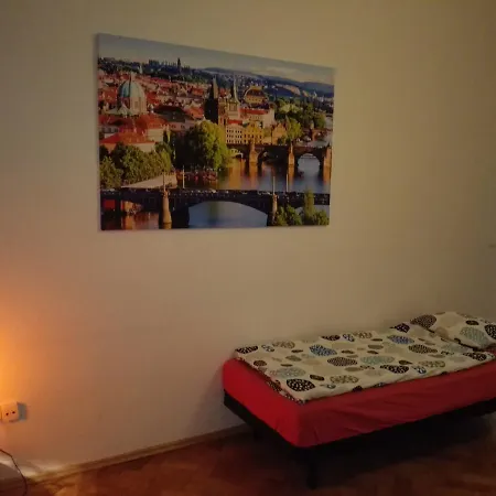 Bed & Breakfast Joystayone 2*