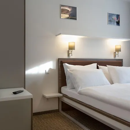 Hotel Skyhotel 4*