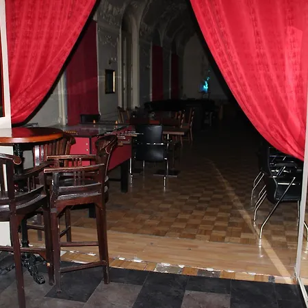 Youth Baroque Hall