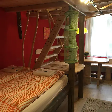 Hostel Artharmony & Prague