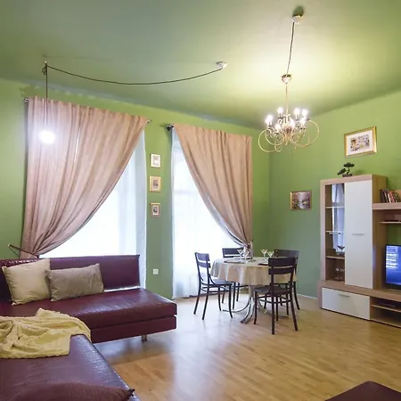 Modern Wenzigova 15 Apartment Prague