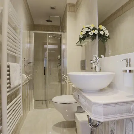 Wellness & Boutique Pod Lipkami 4*