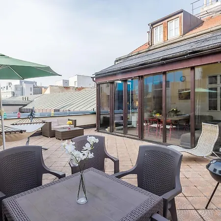 Apartment Spacious In The Heart Of