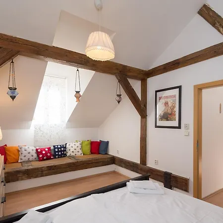 Spacious In The Heart Of Apartment