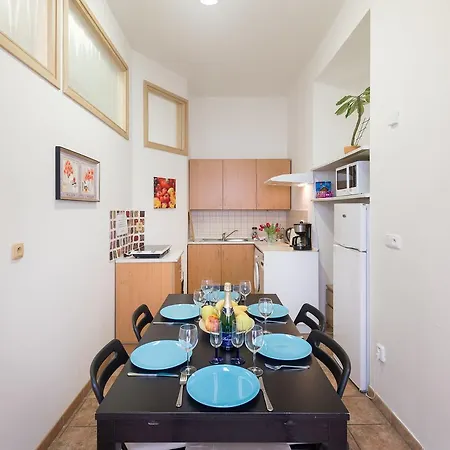 Apartment Spacious In The Heart Of