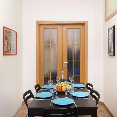 Apartment Spacious In The Heart Of