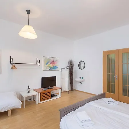 Spacious In The Heart Of Apartment Prague