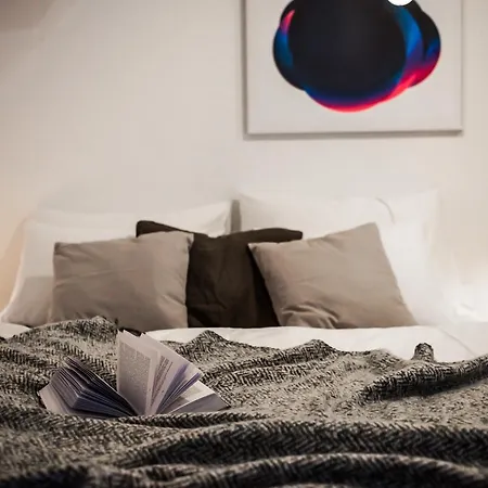Lazenska N4 Apartahotel Praga