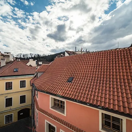 Daire St. George Prag