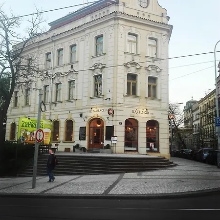 Pod Zvonarkou Apartment