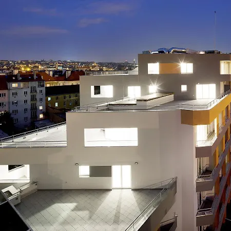 Blanc De Luxe Apartment