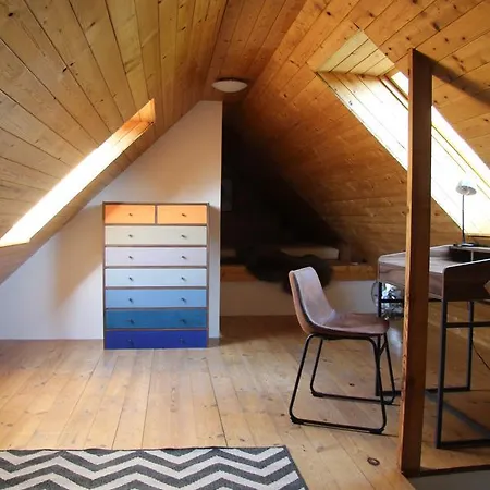 Apartman Krc Apartment *