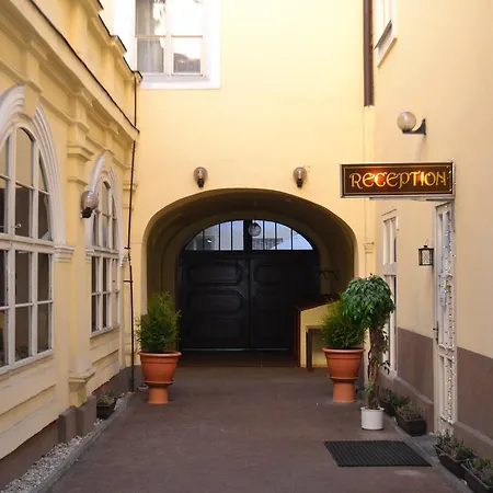 Hotel U Dvou Zlatých Klíčů Praga