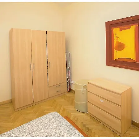 Apartment Trojicka *