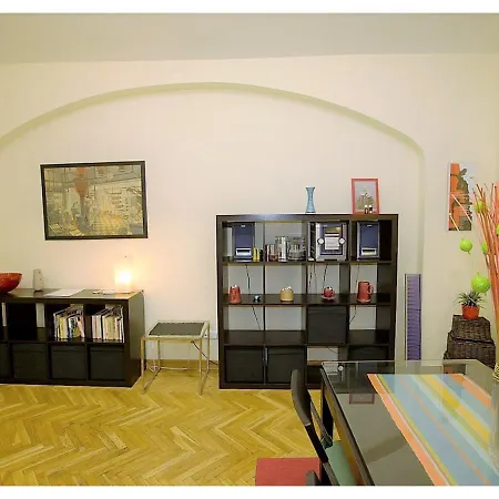 Trojicka Apartment *