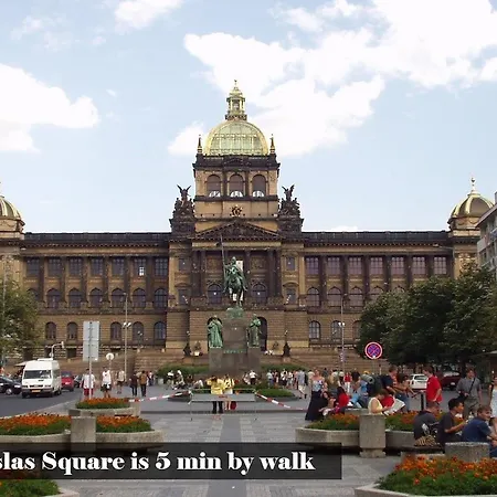 Apartment Spacious In The Heart Of Prague