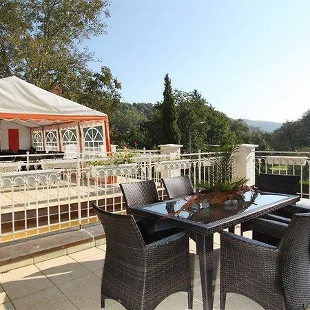 Milada Hotel 4*