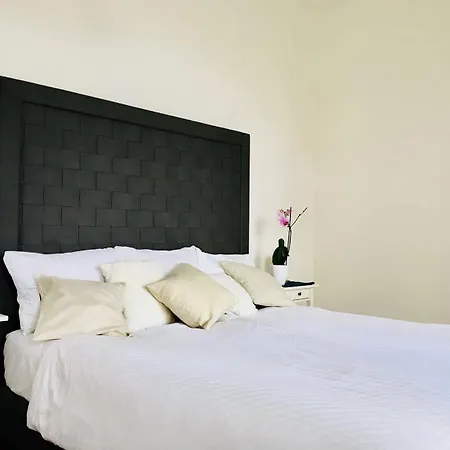 Jagellonska Aparthotel 3*
