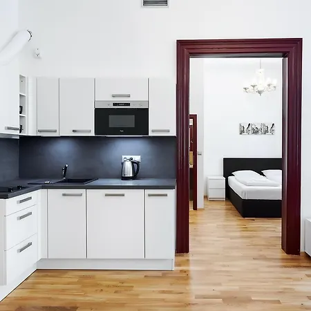 Zborovska Apartment