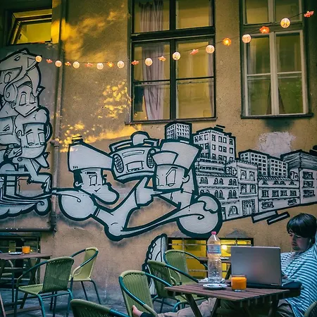 Clown And Bard Prague