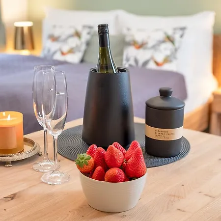 Blue Oak Aparthotel Praga