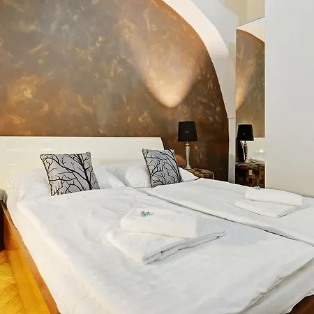 Historic Centre Vii Apartment *