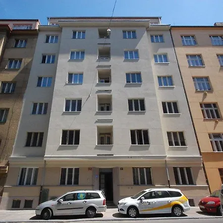 Studio Near The Art Gallery Prague