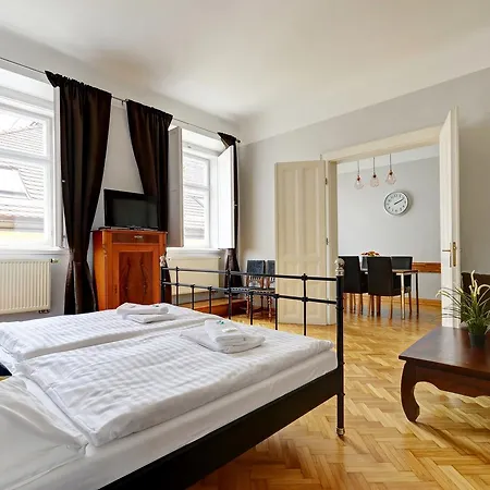 Apartment Historic Centre Iv *