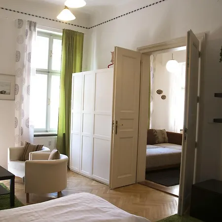 The Family's Nest Apartment *