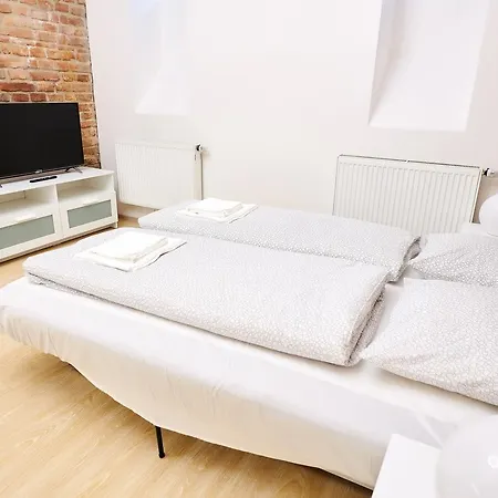 Apartment Zborovska