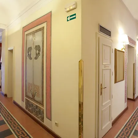 Hotel Tivoli