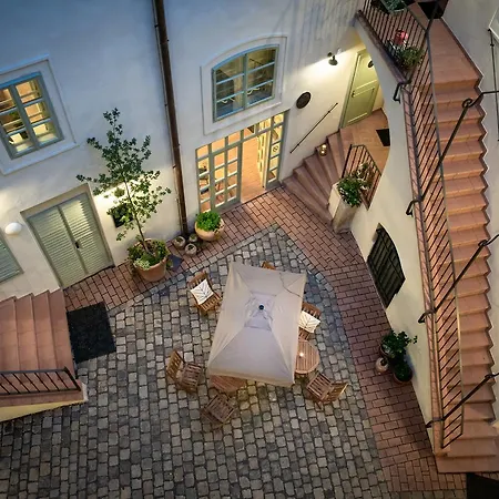 Blue Oak 4* Praga