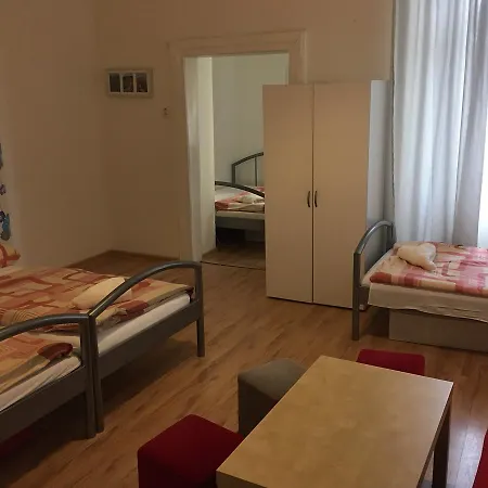 Tara Pensión Praga