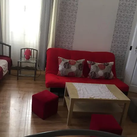 Tara Guest house