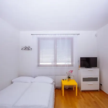 Beautiful In Apartment Prague