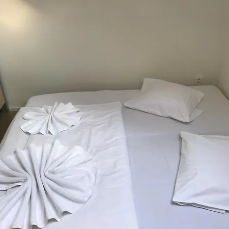 Hotel Youth Baroque Hall Prag