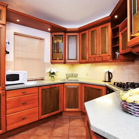 Garden & Wellness Apartment