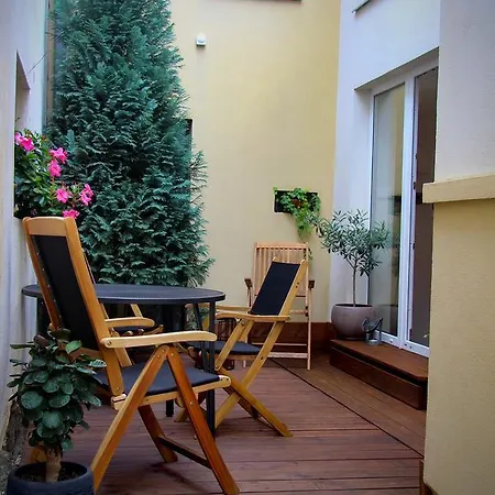 Apartman Krc Apartment *