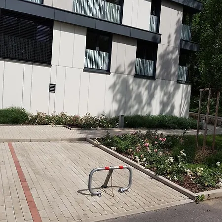Apartment Enjoy In Garden *