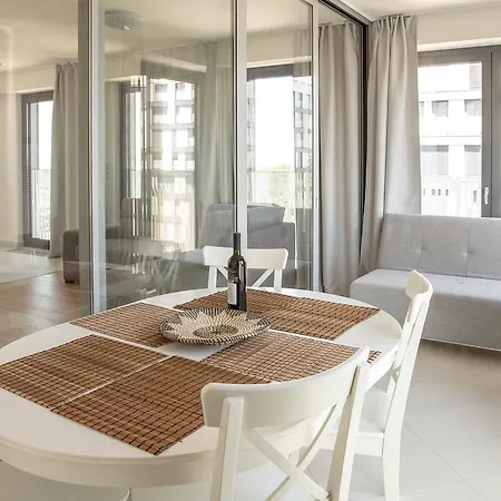 006 Angel Apartment *
