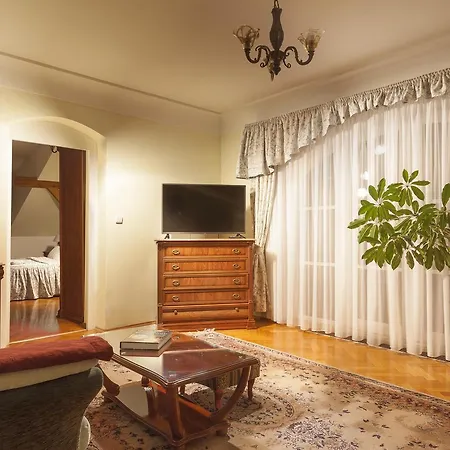 Boutique Constans