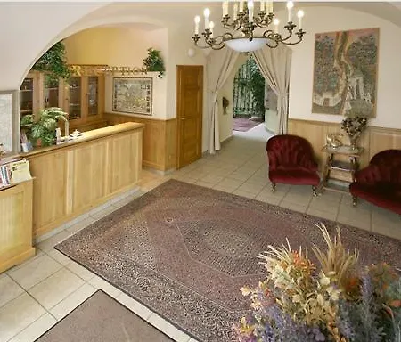 Golden Star 4* Prag