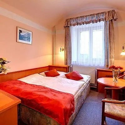 White Lion Hotel